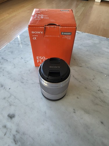 Sony sel 50mm 8 oss - fe,