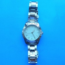 solide HERREN ARMBANDUHR