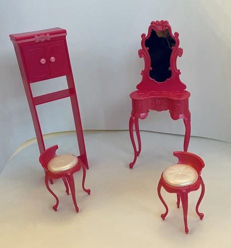 Barbie kosmetiktisch mit zwei - kosmetiktisch,