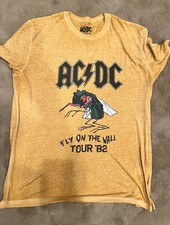 AC/DC ‘Fly On The Wall’