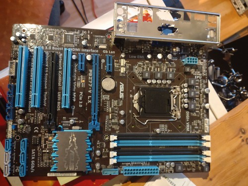 Asus p8z77 lga - p8z77-v, lx