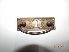 Beschlag Messing Jugendstil Gründerzeit Schubladengriff antik Schlüsselloch 
