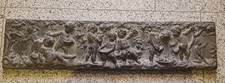 Vintage Relief mit Putten, Gips- / Zementguss, 70 x 16 x 3 cm