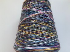 Ca. 330g  Sockenwolle Garn