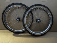 Araya Aero Wheels Suntour