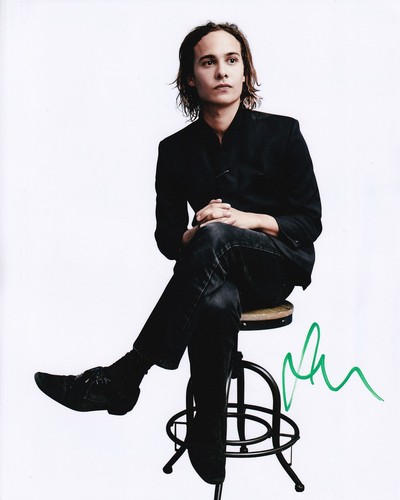 Frank dillane signed autograph - dillane,