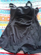 Verkaufe Badeanzug Mit Bein Größe 50