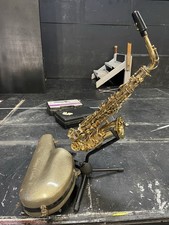 Berkeley Of London Altsaxophon mit Gold Sparkle Hardcase Gurt und Ständer 