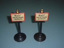 ( 4187)  zwei Bing GBN uralt- Schilder  Halt! prima - Spur 0 1 - ansehen