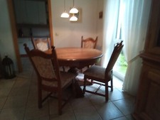 Esstisch rund ausziehbar Eiche massiv mit 4 Stühlen 