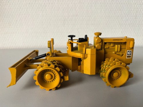 Caterpillar 825b compactor - caterpillar,