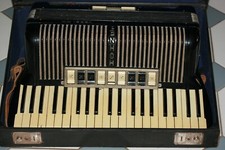 HOHNER Akkordeon Verdi III M TOP Zustand