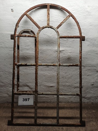 Massives altes fenster mit - massives,