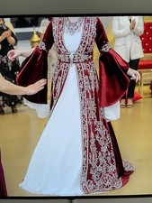 Hennakleid, Kina elbisesi, Bindalli