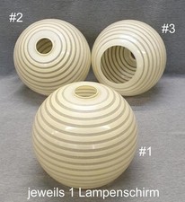 Ein EINZELNER Glaskugel