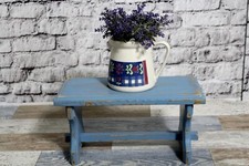 Shabby Holz Schemel Fußbank Hocker pastell-blau 60er Landhaus Stil Vintage Möbel