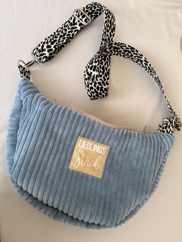 Handgenähte cord crossbody - handgenähte,