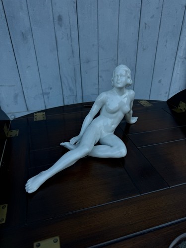 Wallendorf-Porzellanfigur-Akt-