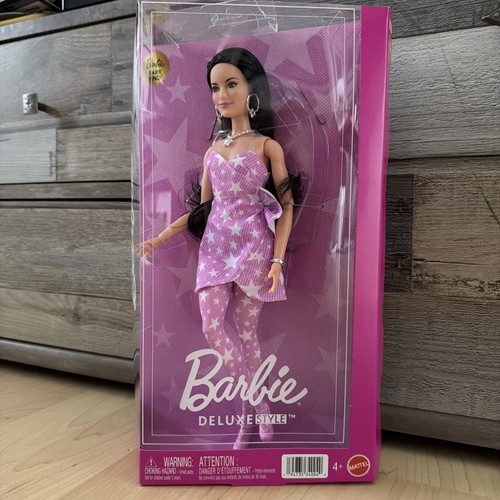 Barbie deluxe style raquelle - deluxe,