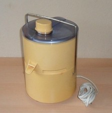 DDR Malina Entsafter Fruchtsaftzentrifuge Kloßreibe Zentrifuge Kartoffelreibe Re