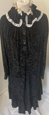 Vintage 1970er Gothic viktorianischer Stil schwarz Crushed Samt Kleid - Größe 12