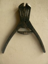 alte Kneifzange,Federzange,Zange,altes Werkzeug,Bordwerkzeug,alt,gebraucht