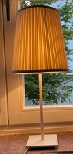 größere IKEA Tischlampe weiß mit hellgrauem Stoffschirm TOP wie neu