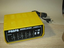 Ladegerät Universallader