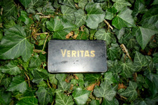 Alte Veritas Nähmaschine Zubehör Kasten Blechdose Box Nähutensilien Nähdose