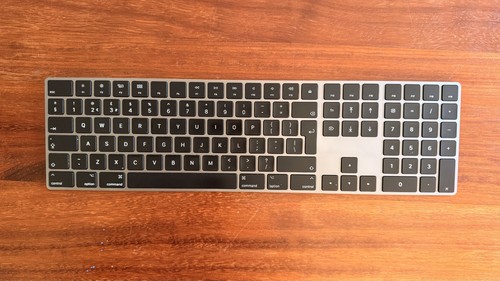 Original apple magic keyboard - magic,