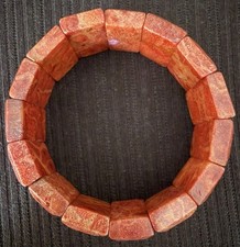 Korallenarmband mit Gummizug (