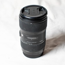 Sigma 18-35mm f/1.8 DC HSM Art