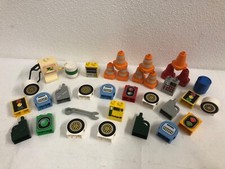 LEGO Duplo Zubehör Set Werkstatt Tankstelle: Pylone, Zapfsäule, Kanister, Ampel