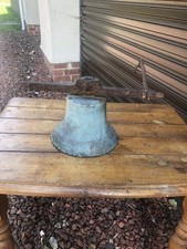 viktorianische Kapelle / Schulglocke