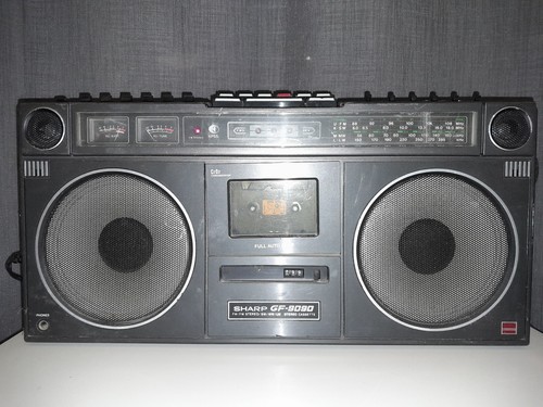 Ghettoblaster sharp 9090 - -,