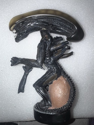 Neca head knockers - head, alien