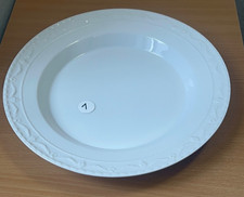  KPM Berlin Kurland weiß 1 gr. rund tief Servierplatte  Durchmesser ca 32cm  