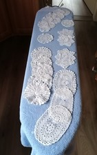 Konvolut 22 Deckchen gehäkelt Häkeldeckchen versch. Größen und Formen Weiß Creme