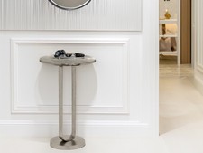 Beistelltisch aus Metall in Silber, Couchtisch rund Nachttisch am Bett Höhe 61cm