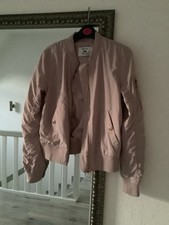 Blouson leichte  Sommerjacke XXS rosa Bershka  Pilotenjacke Bomberjacke Jäckchen