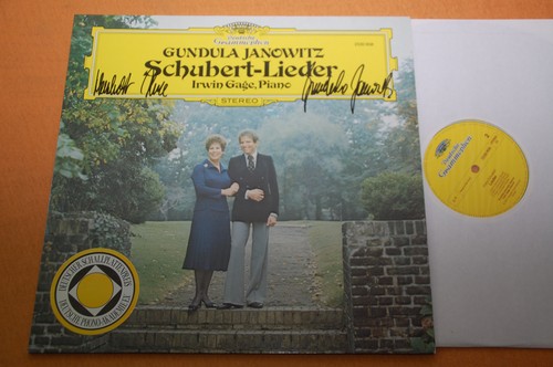 Signed janowitz schubert - signed,