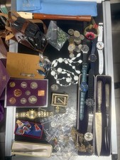 Flohmarkt-Konvolut / Nachlassfund – Uhren, Münzen, Schmuck, Kuriositäten ?