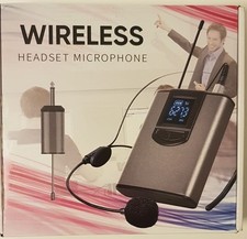 UHF- Kabelloses Mikrofon mit Kopfhörer. Professionelles kabelloses Mikrofonset.