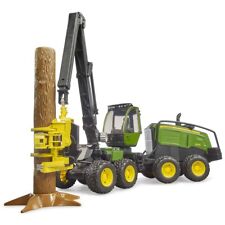 BRUDER 02135 John Deere 1270G Harvester mit 1 Baumstamm