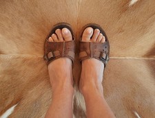 TEVA Pantoletten 35 US 5 braun hochwertige Naturmaterialien Leder Kork Schlappen