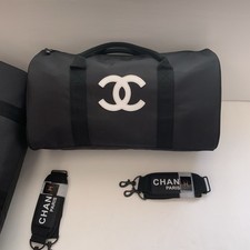 CHANEL Sporttasche schwarz –