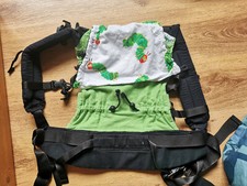 Buzzidil Fullbuckle Standard von 9-36 Monaten Raupe Nimmersatt