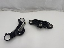 Harley-Davidson Softail Breakout M8 Gabelbrücken/ Fork Brackets/ Tripple Tree OE