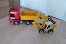 Bruder - Mercedes Actros 4143 u.  Liebherr Bagger 912- großes Baustellenfahrzeug