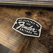 Fender Guitar Logo Badge - Amp